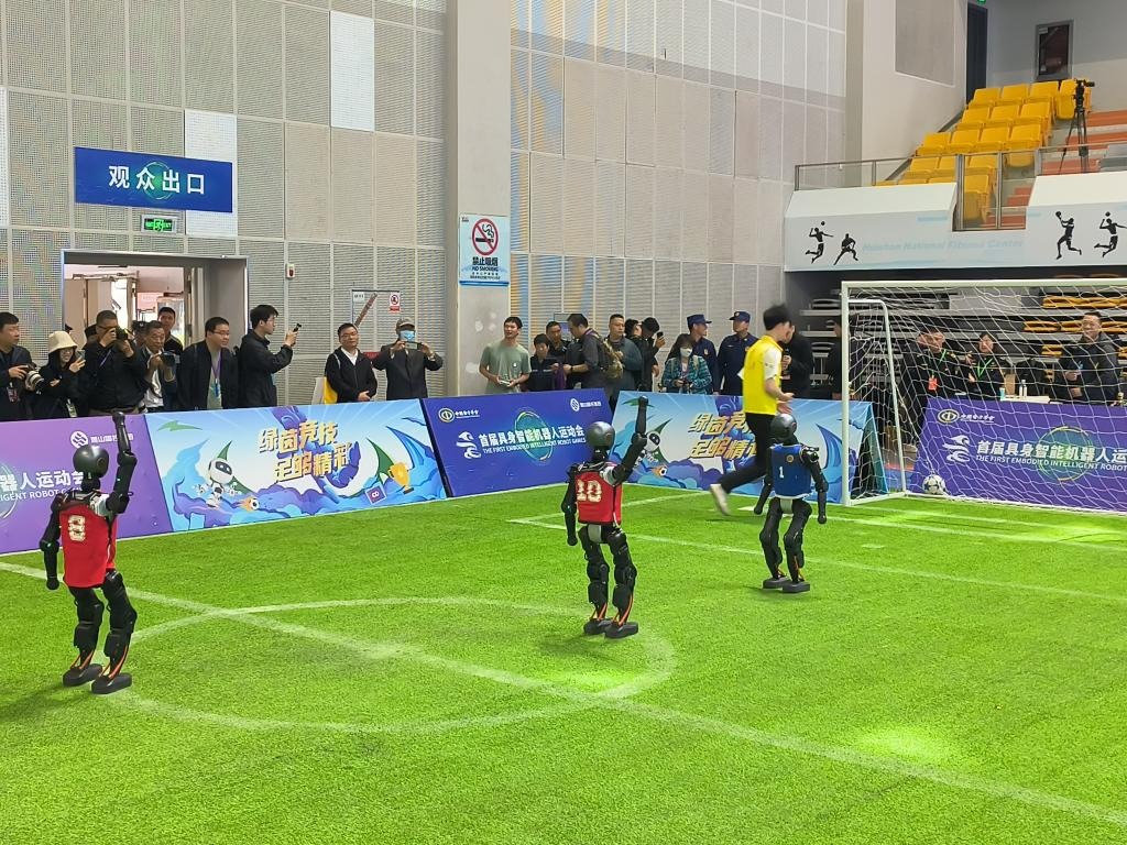 中盘该攻还是守？（中盘抉择：进攻还是防守？）